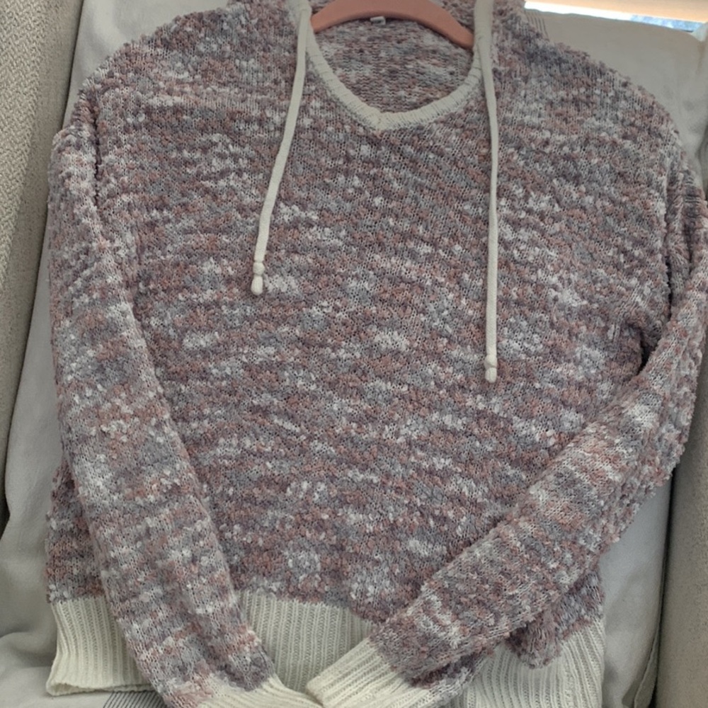 Knitted sweater/ hoodies!